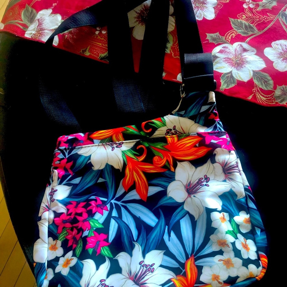 Tropical Vibe Crossbody
